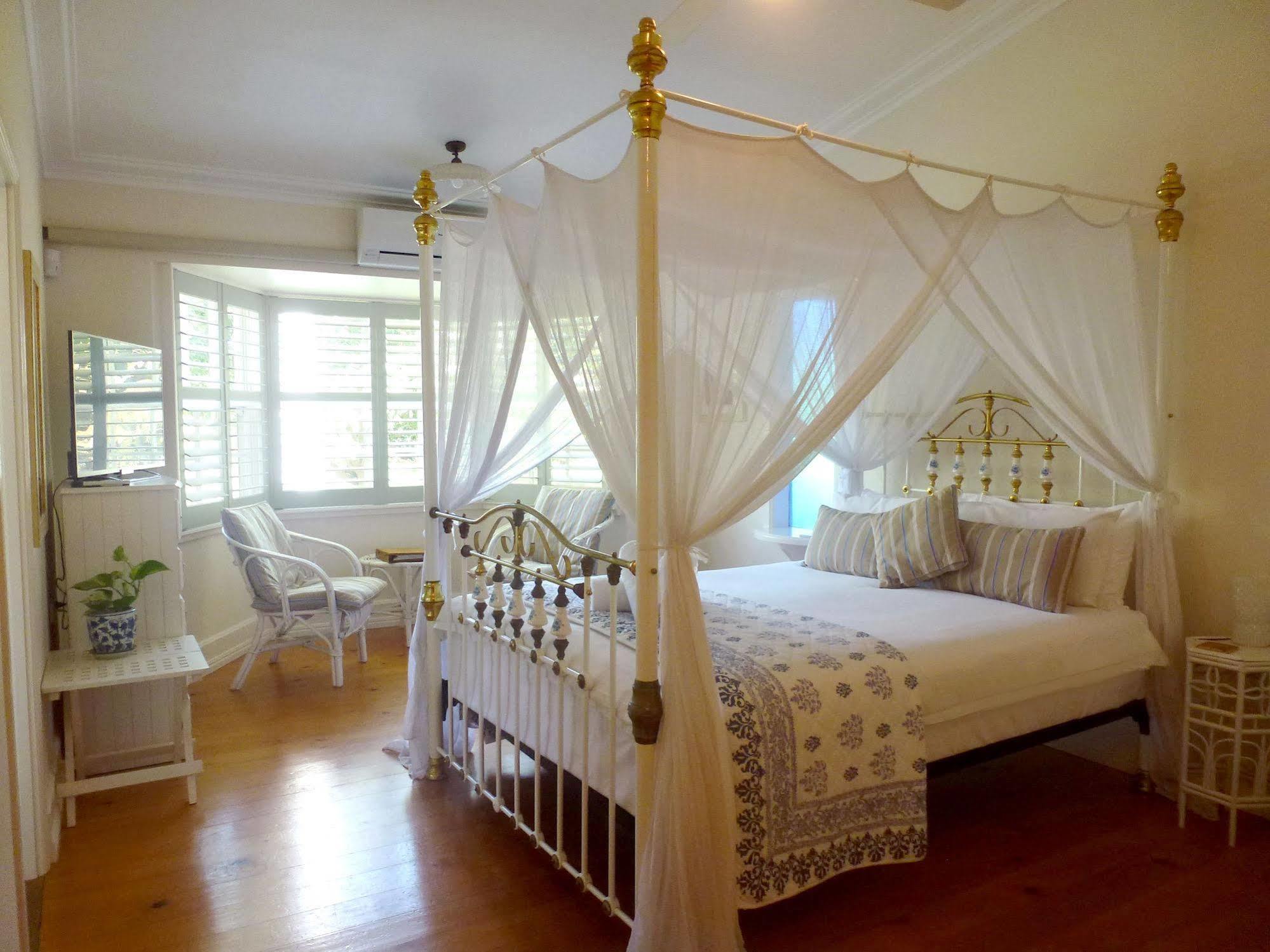 Arcadia House Ξενοδοχείο Μπάιρον Μπέι Εξωτερικό φωτογραφία